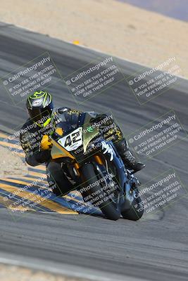 media/Nov-15-2024-CVMA Friday Practice (Fri) [[b142d29251]]/4-Group 4 and Trackday/Session 2 (Turn 10)/